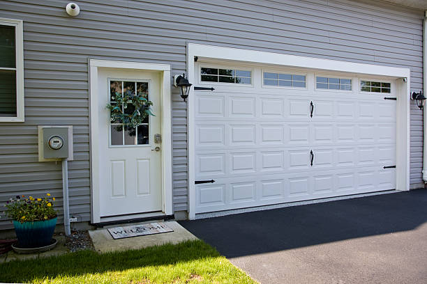 24/7 Emergency Garage Door Panel Replacement experts in Ziebach County County, SD